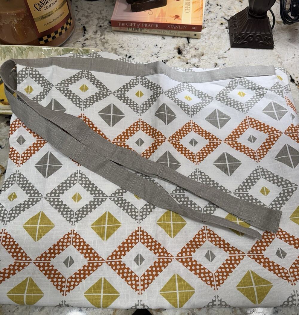 Split P Half Apron 36” X 32” Gray Orange Gold Diamond Print 100% Cotton New